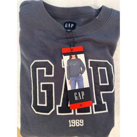 Gap Women's Logo Crewneck Sweatshirt, Blue (Vintage Indigo), (Size M) NWT - Picture 10 of 11